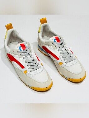 OnCept Tokyo Shockwave White Sneakers Retro Women's Size 8.5 Travelist F21